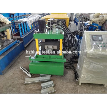 Automatique C Channel Steel 80 ~ 300mm C Purlin Roll Machine à Hangzhou Zhengjiang
